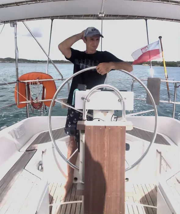 Paul auf SY Anima in Spanish Water