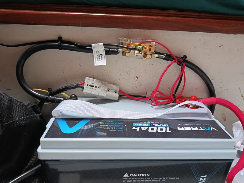 battery setup for electric windlass